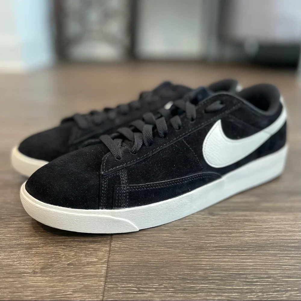 Nike Womens Blazer Low SD Sz 11